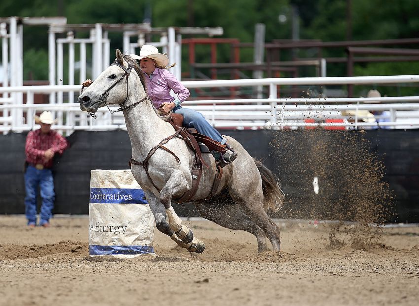 Pierreâ€™s Makenzee Wheelhouse aiming to make national finals in barrel racing and goat tying